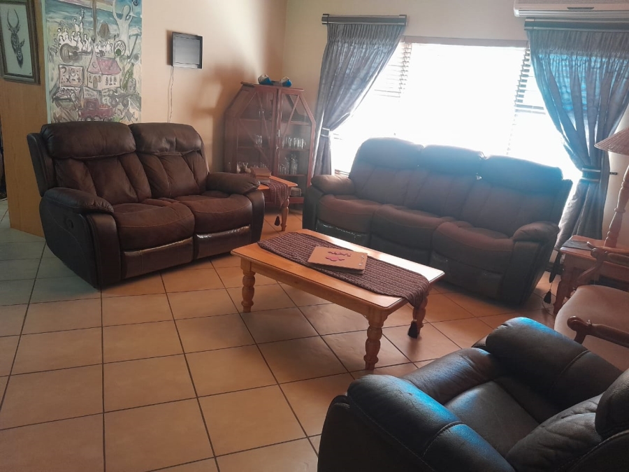 3 Bedroom Property for Sale in Protea Park North West